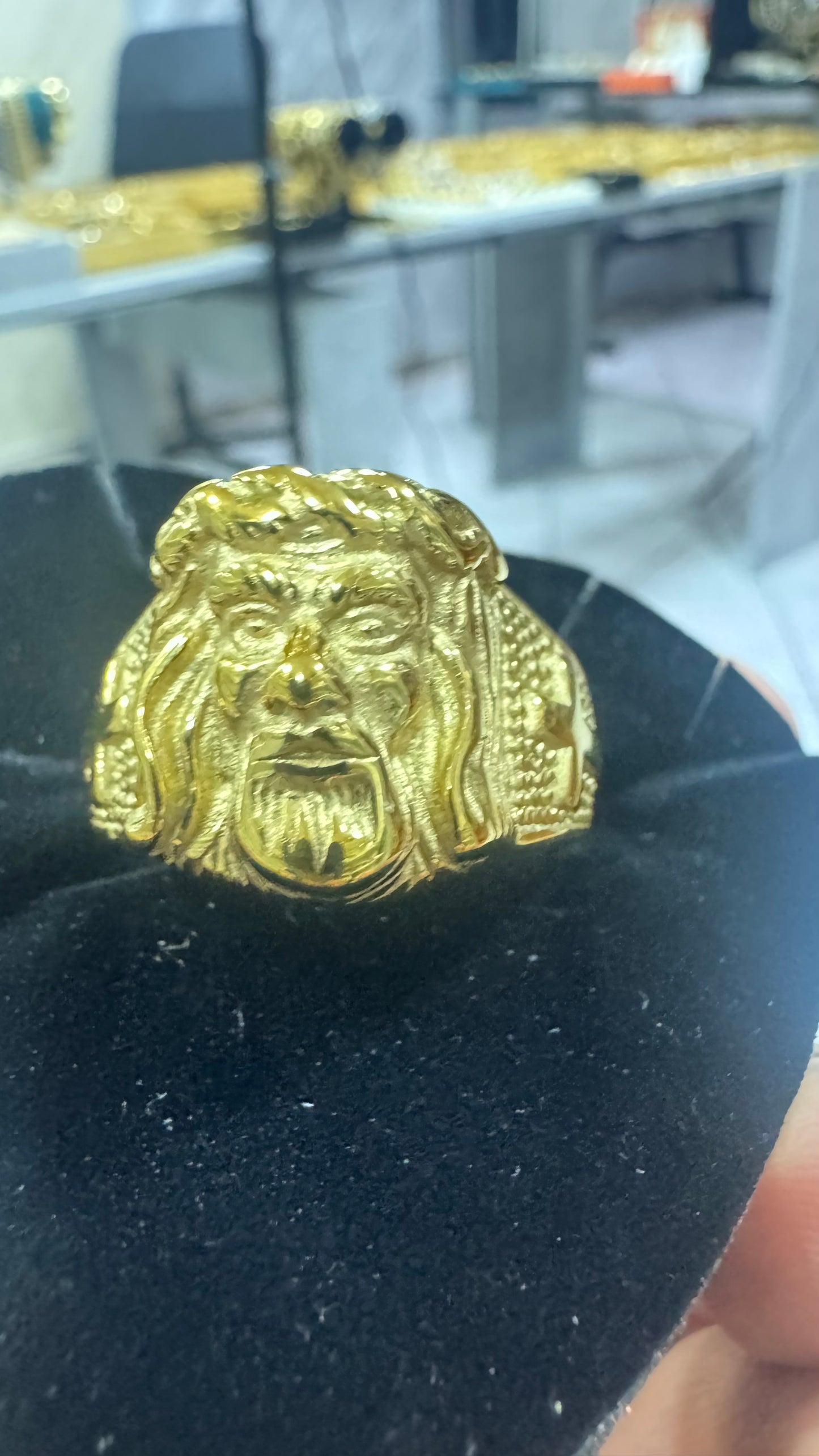 Anello testa di Gesù acciaio oro *67