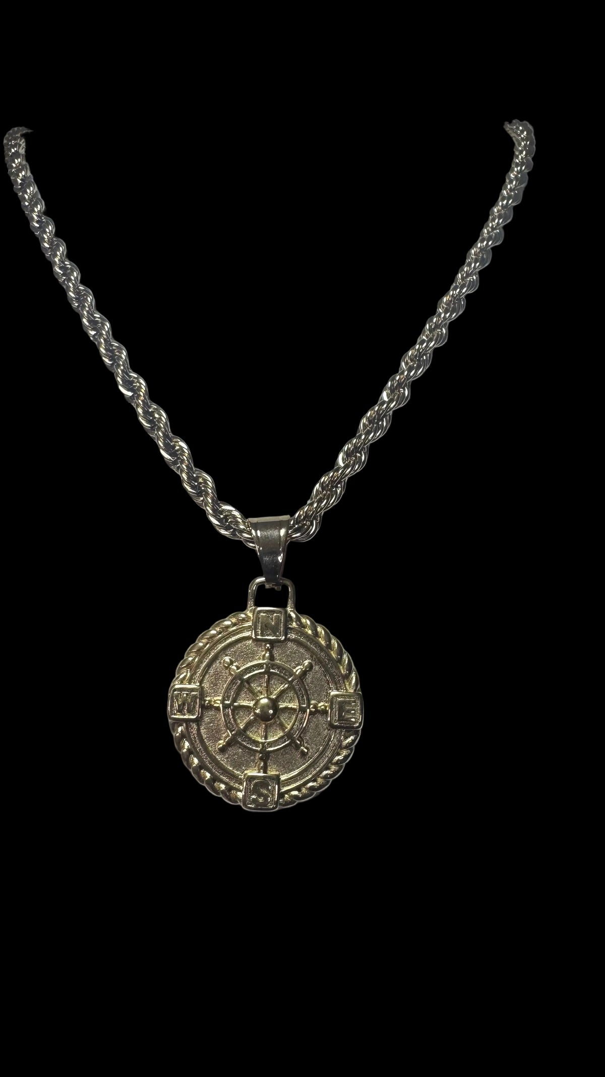 Collana con La Rosa dei venti acciaio oro *4558