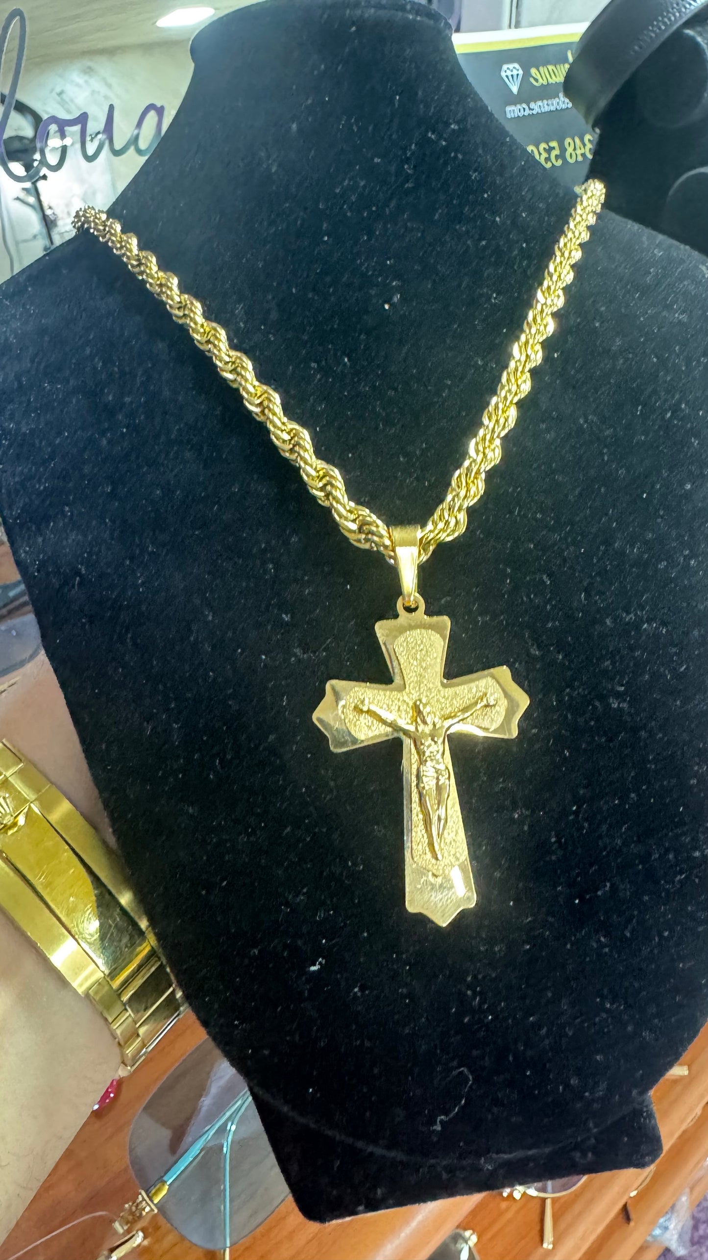 Collana con croce acciaio oro*61