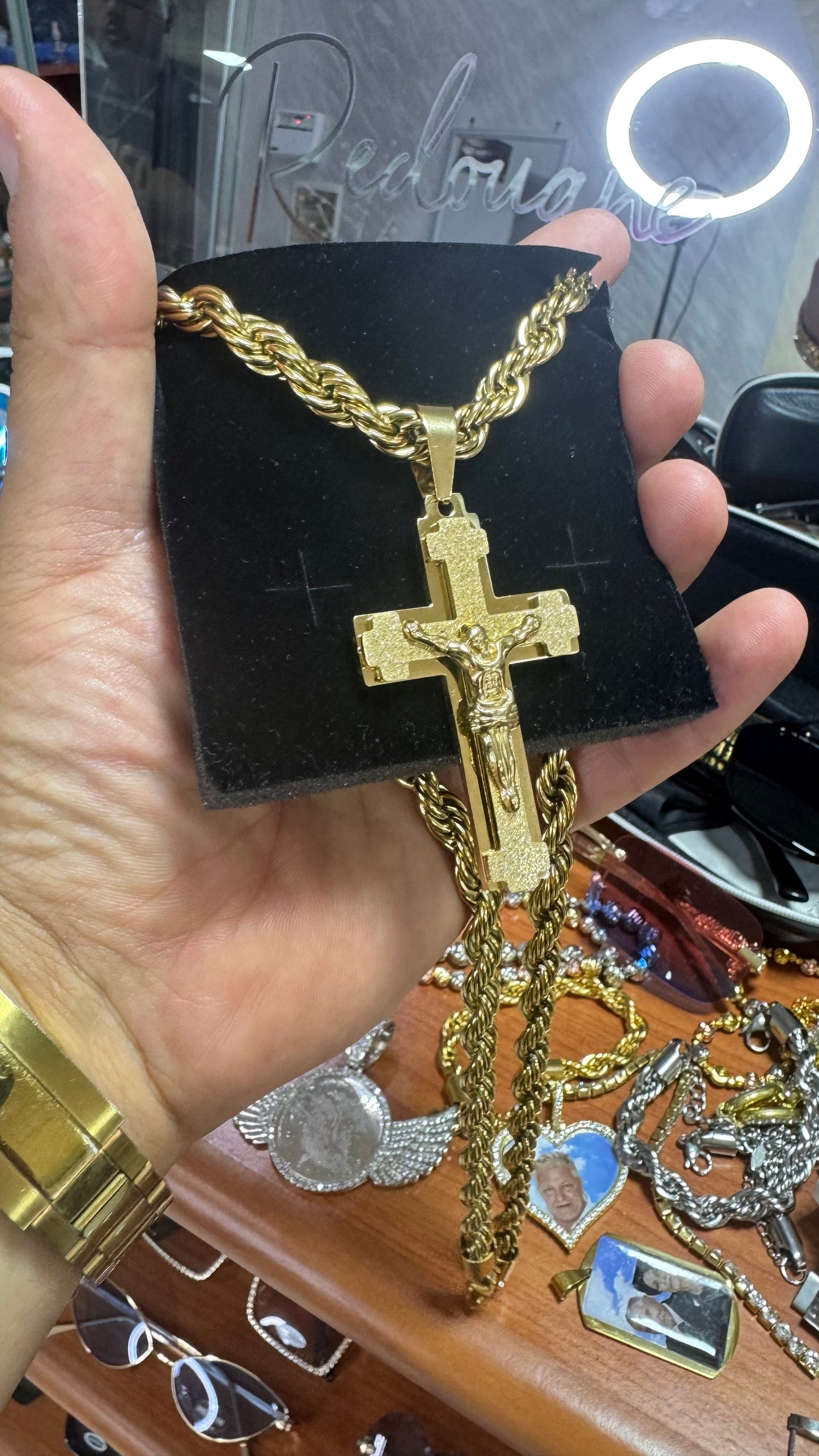 Collana con croce acciaio oro*62