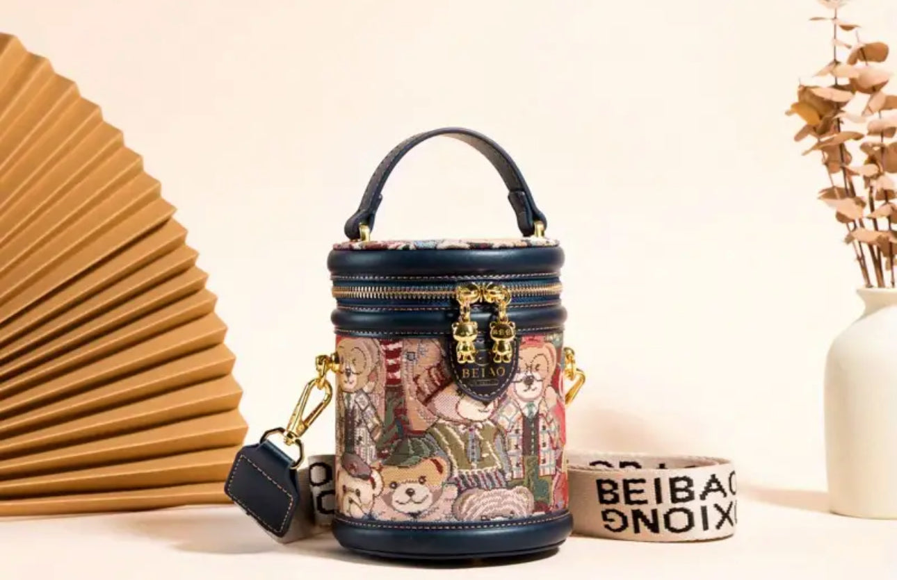 Borsetta a tracolla bauletto * 03