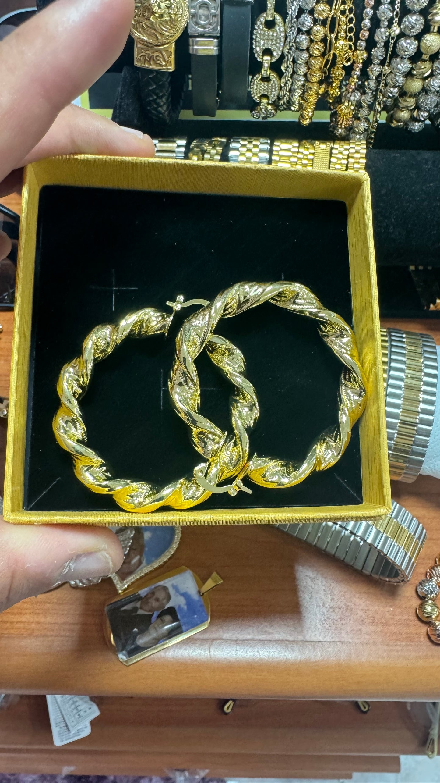Orecchini intrecciati donna  *33