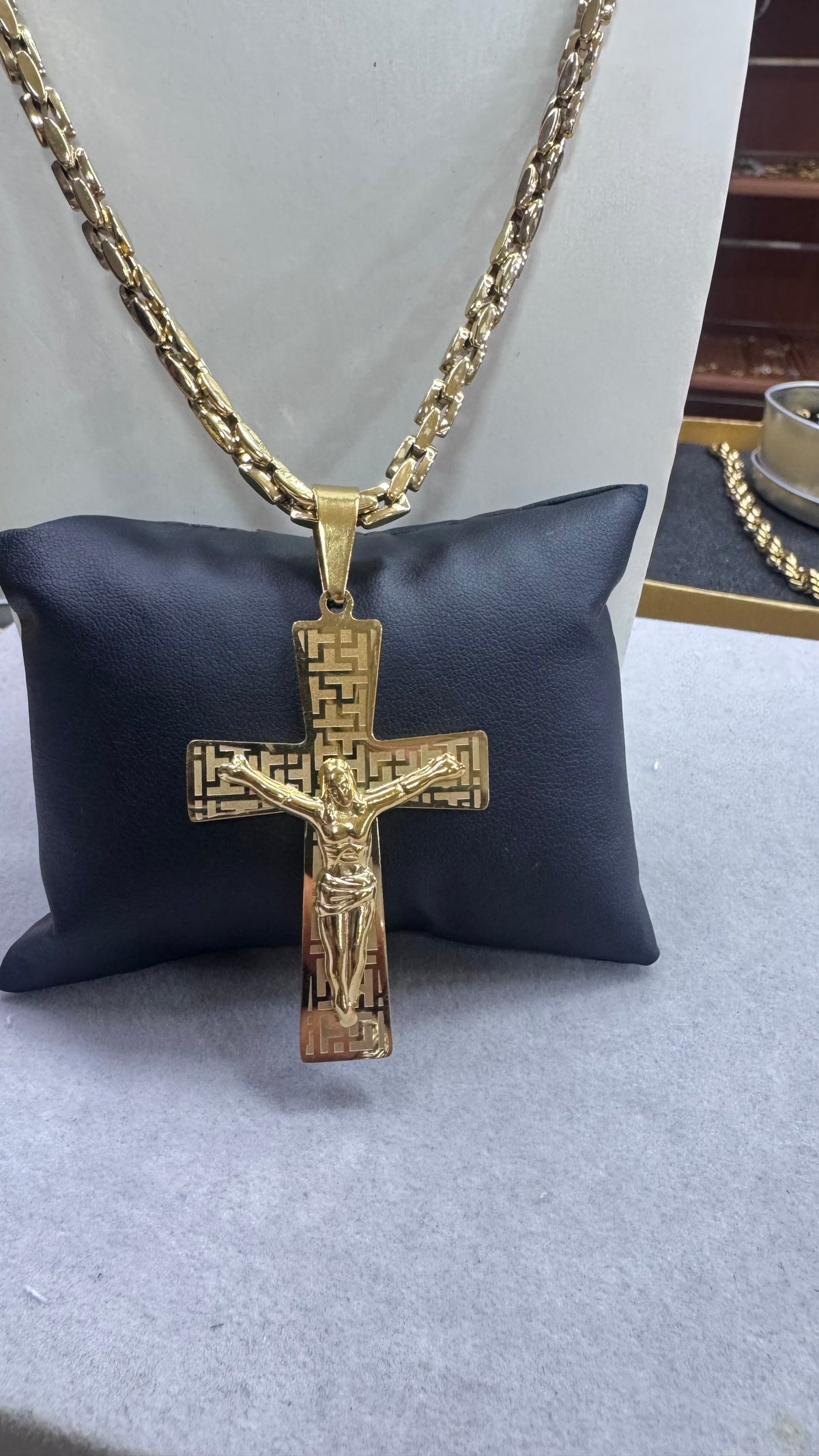 Collana con croce acciaio oro Ibiza *3002