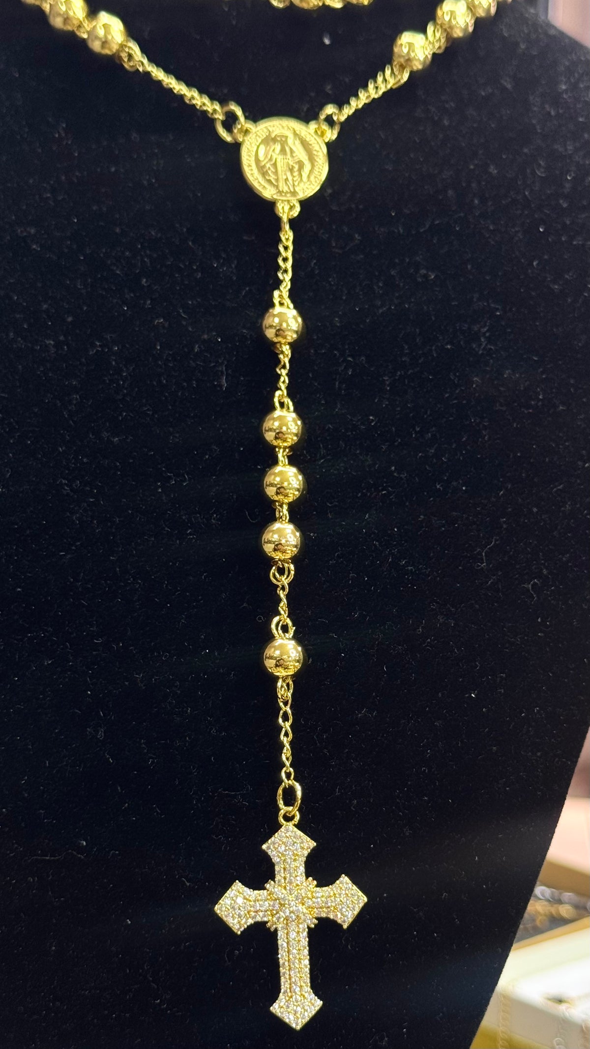 Rosario 8 mm 70 cm con croce geolier acciaio oro *5663
