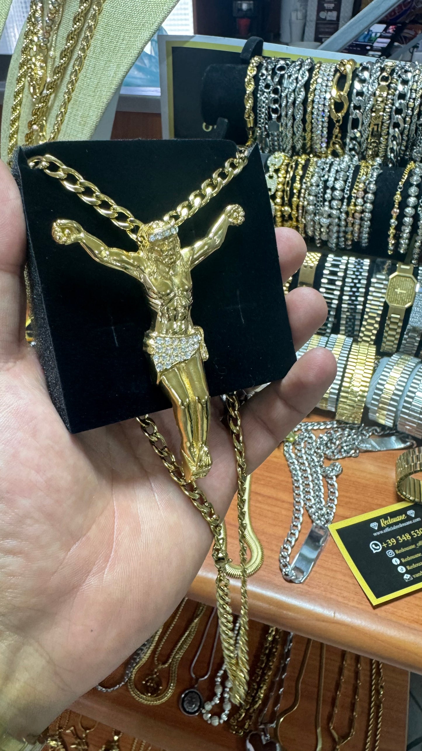Collana lunga con Gesù grande acciaio oro *336
