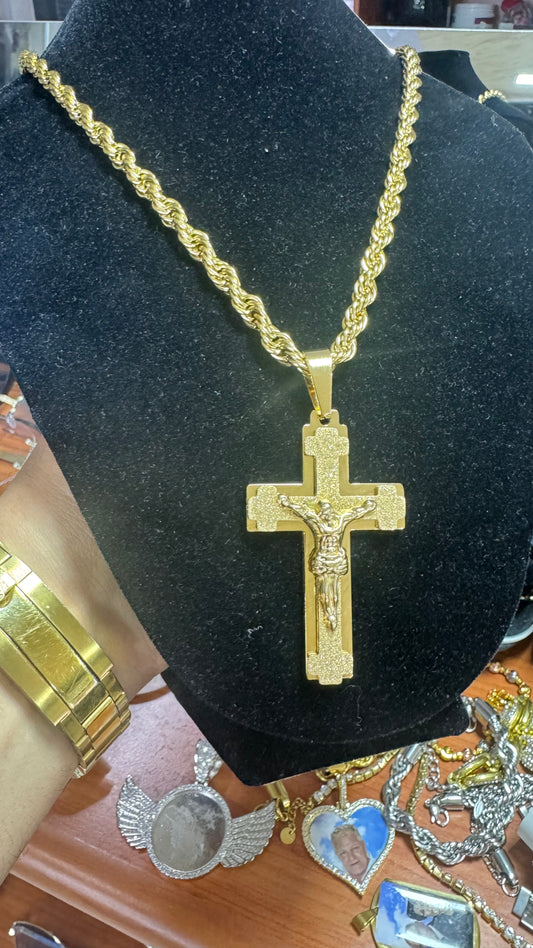Collana con croce acciaio oro*60