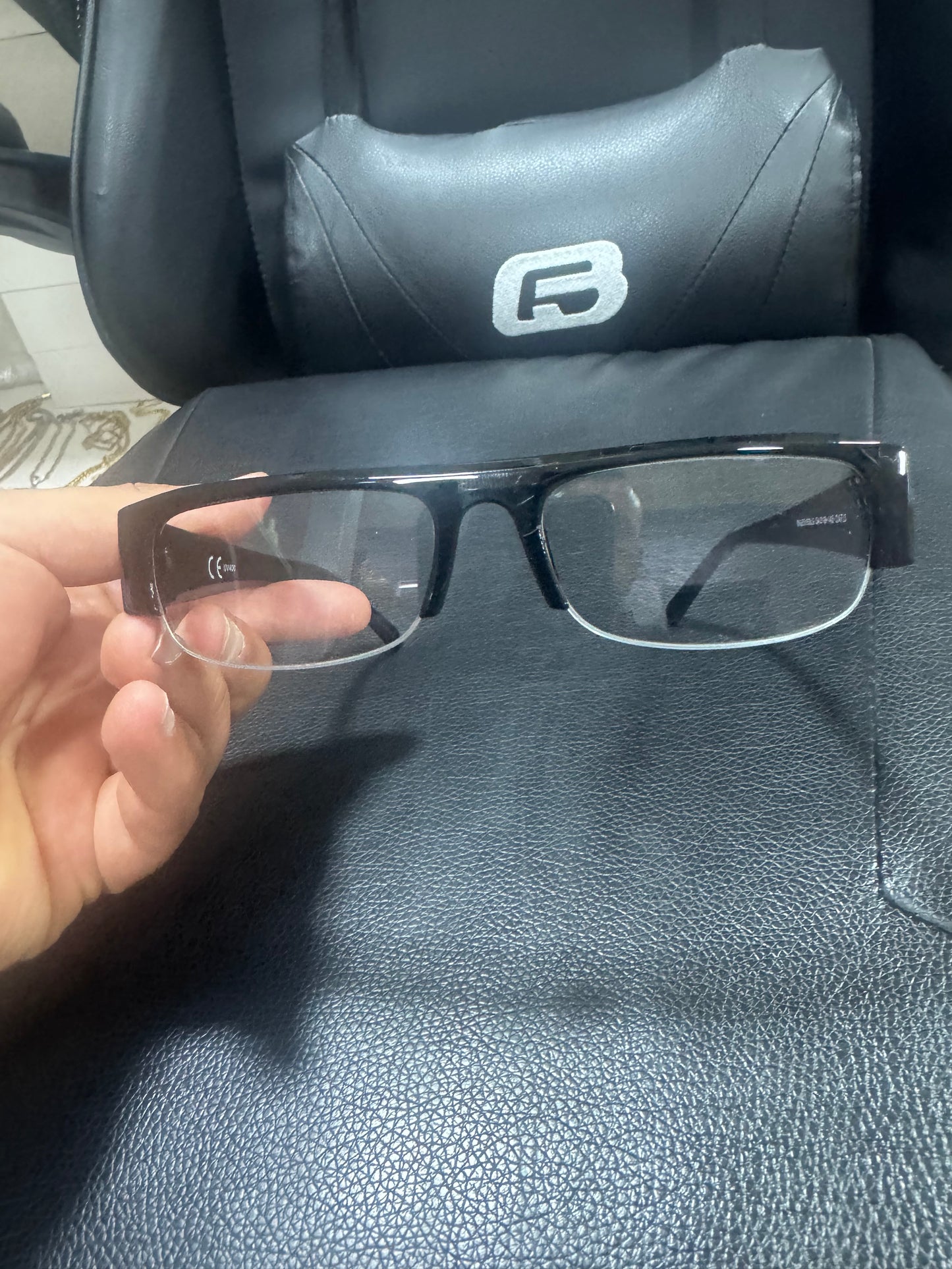 Occhiali neutri unisex *56