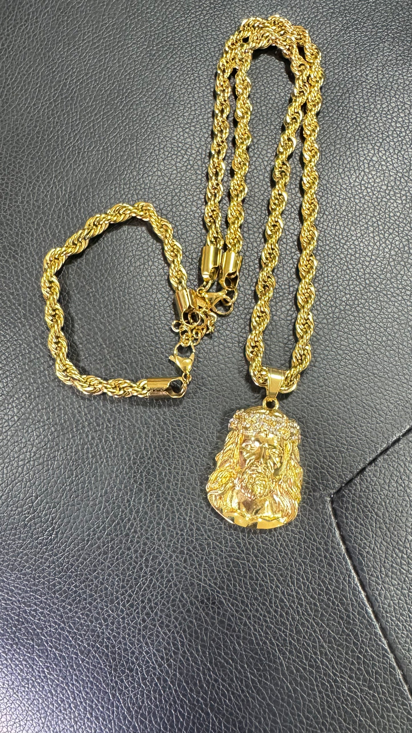 Combo kit Gesù oro acciaio *109