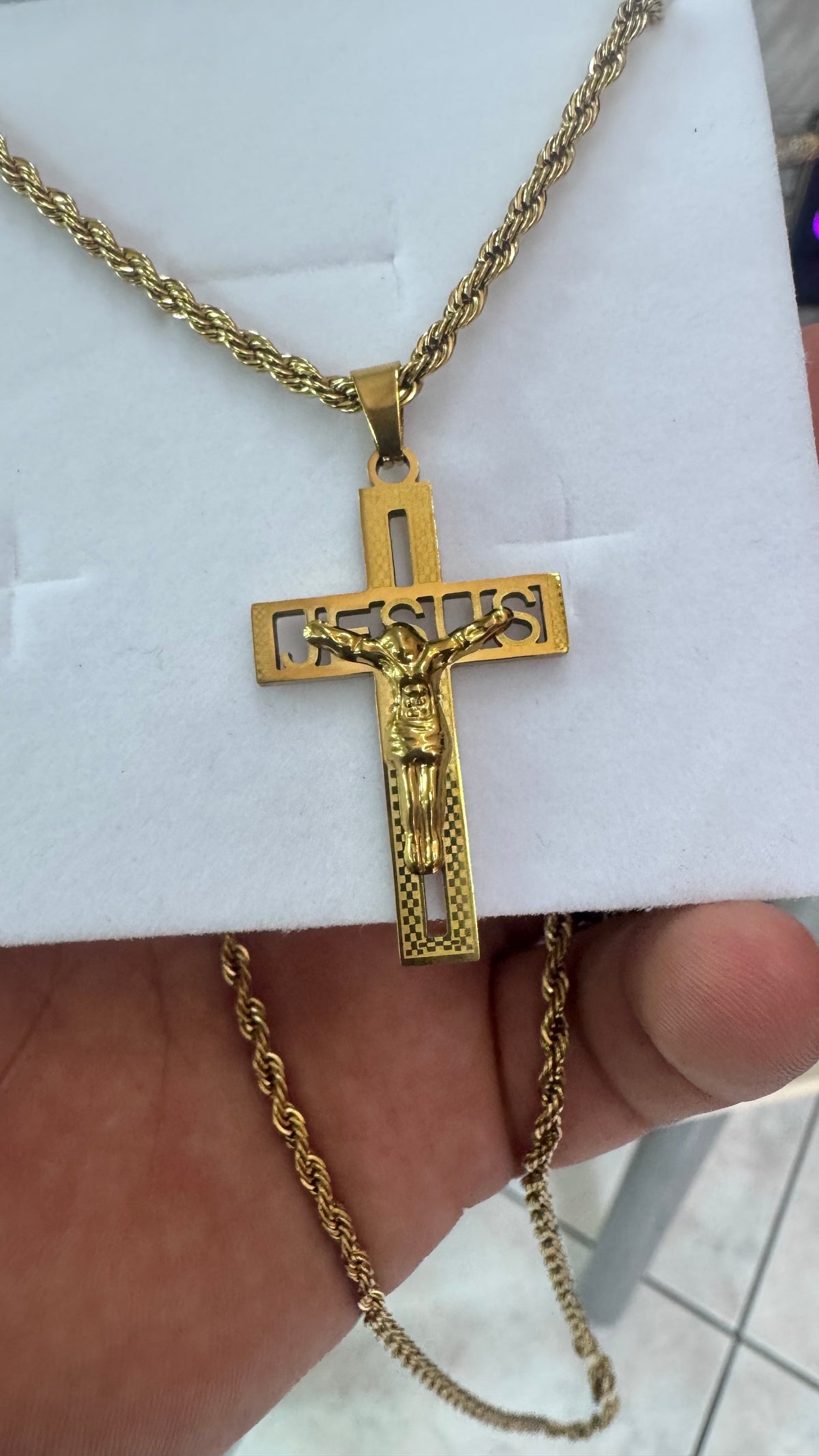 Collana con croce Jesus acciaio oro*1134